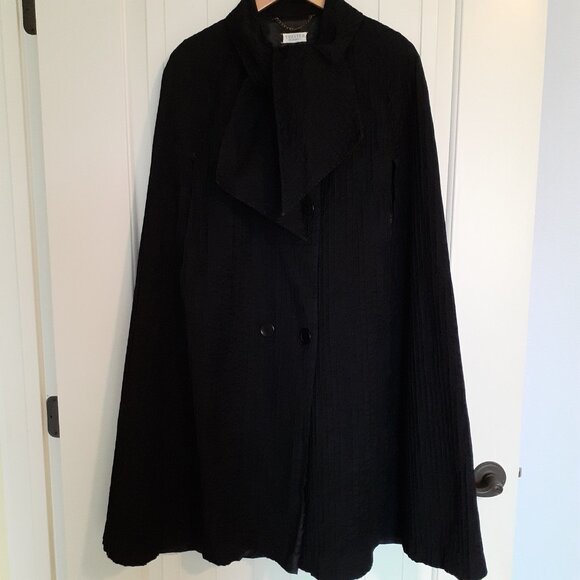 Vintage Tuxster Double Breasted Pintuck Cape with Neck Tie Black - Picture 11 of 11